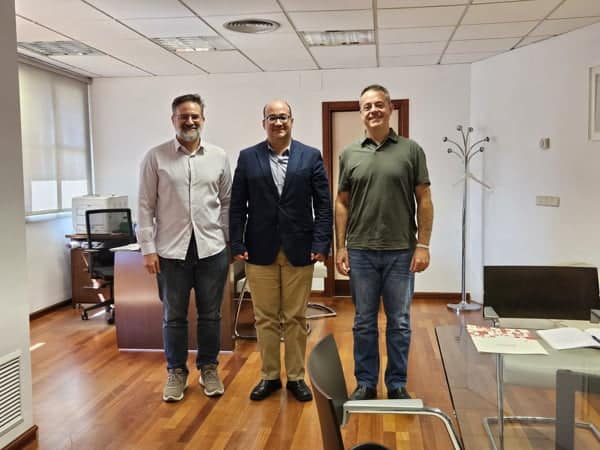 Escuela de Todos se reúne con el Director de Política Lingüística de Valencia