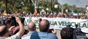 manifestación 18S en Barcelona bajo el lema "Español, lengua vehicular"