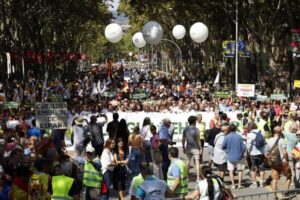 manifestación 18S en Barcelona bajo el lema "Español, lengua vehicular"