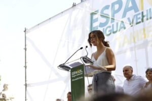 manifestación 18S en Barcelona bajo el lema "Español, lengua vehicular"